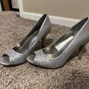 Silver heels size 7.5